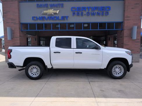 Used 2023 Chevrolet Colorado W/T w/ WT Convenience Package RWD image 6