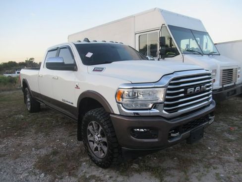 Used 2022 RAM 3500 Limited image 1