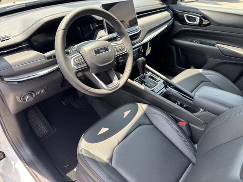 New 2025 Jeep Compass Limited w/ High Altitude Package AWD/4WD image 30