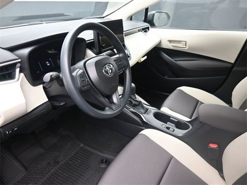 New 2026 Toyota Highlander Limited image 18