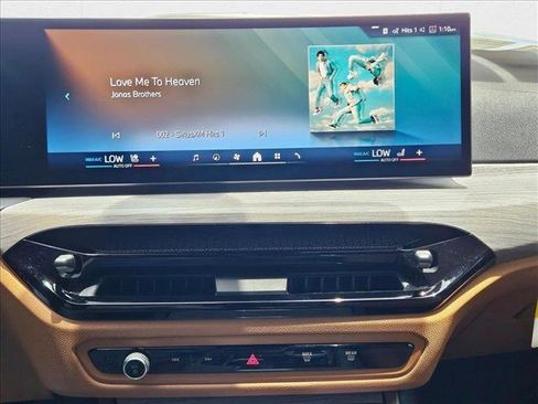 Used 2026 BMW 430i Coupe w/ Parking Assistance Package image 11