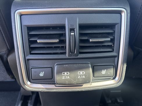 Used 2021 Subaru Forester Touring image 16