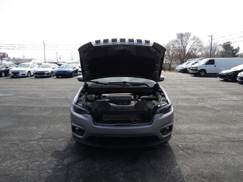 Used 2020 Jeep Cherokee Latitude Plus image 27