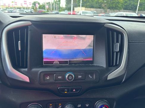 Used 2022 GMC Terrain SLE w/ Driver Convenience Package FWD image 24