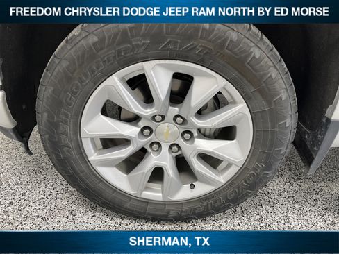 Used 2021 Chevrolet Silverado 1500 Custom image 12