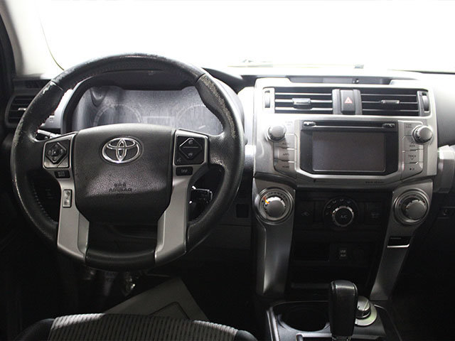 Used 2016 Toyota 4Runner SR5 AWD/4WD image 11