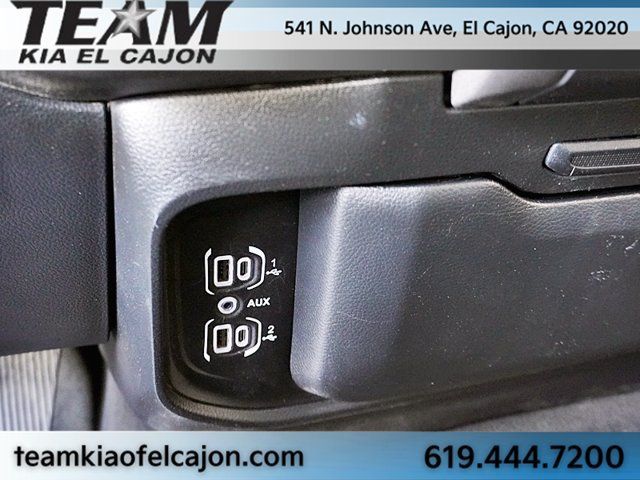 Used 2023 RAM 1500 4x4 Crew Cab image 34