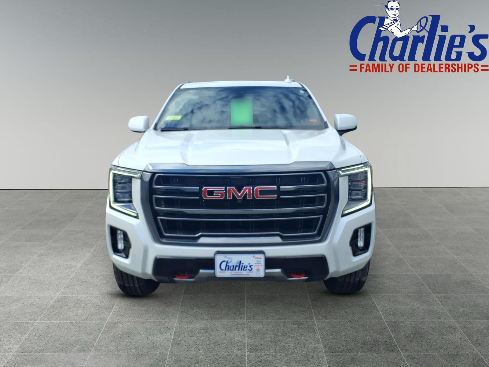 Used 2023 GMC Yukon XL AT4 w/ AT4 Premium Plus Package AWD/4WD image 2