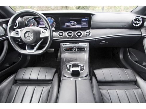Used 2018 Mercedes-Benz E 400 Coupe image 11