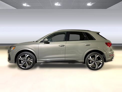 Certified 2023 Audi Q3 2.0T Premium Plus w/ Premium Plus Package image 2