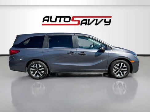 Used 2025 Honda Odyssey EX-L image 8