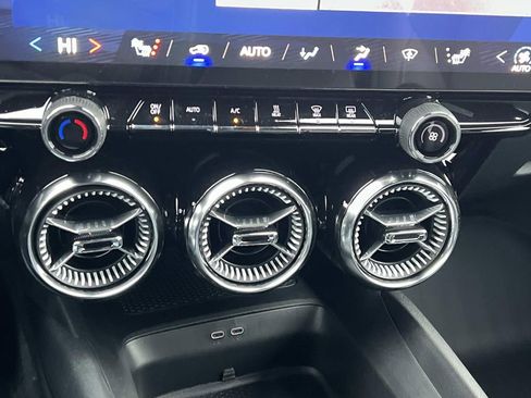 New 2026 Chevrolet Blazer EV LT FWD image 16