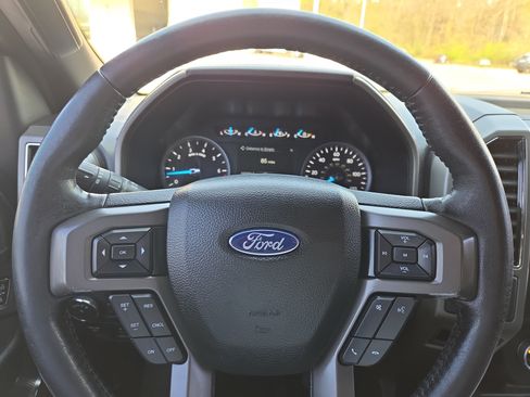 Used 2018 Ford Expedition XLT w/ Equipment Group 201A image 11