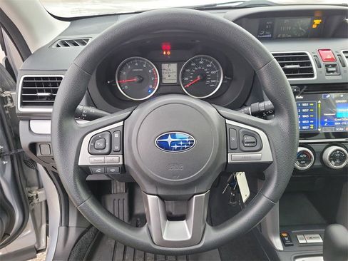 Used 2018 Subaru Forester 2.5i Premium w/ All-Weather Package image 21