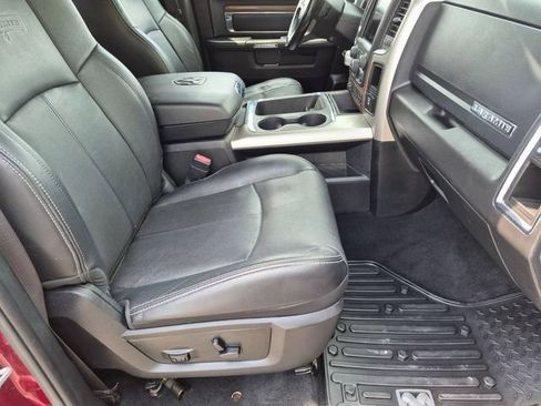 Used 2018 RAM 1500 Laramie w/ Convenience Group AWD/4WD image 21