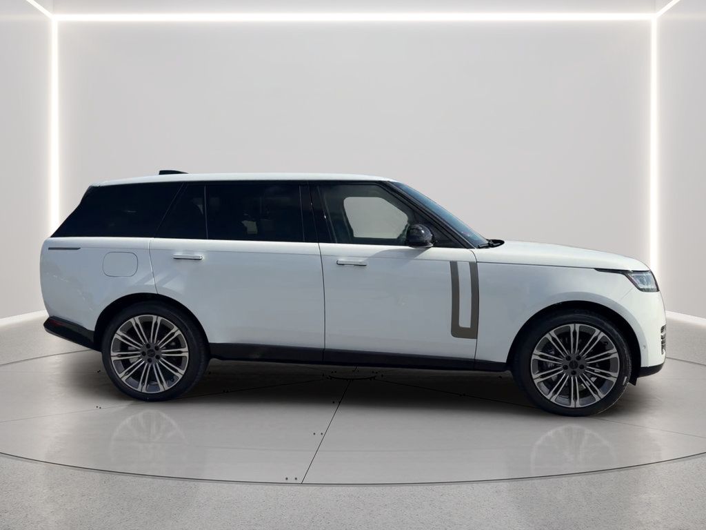New 2026 Land Rover Range Rover Long Wheelbase SE AWD/4WD image 4