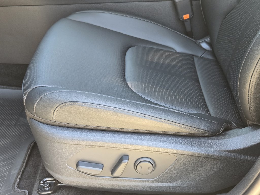 New 2026 Kia Sportage SX FWD image 20