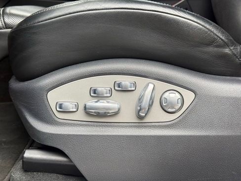 Used 2015 Porsche Macan Turbo image 12