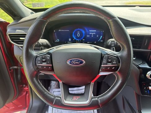 Used 2021 Ford Explorer ST w/ Equipment Group 401A AWD/4WD image 15