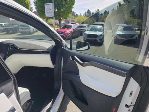 Used 2016 Tesla Model X P90D AWD/4WD image 12