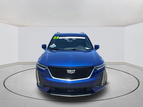 Certified 2023 Cadillac XT6 Sport w/ Technology Package AWD/4WD image 2