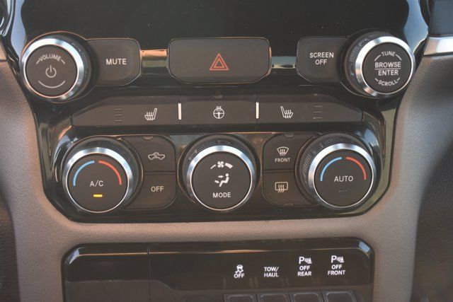 Used 2023 RAM 1500 Big Horn AWD/4WD image 28