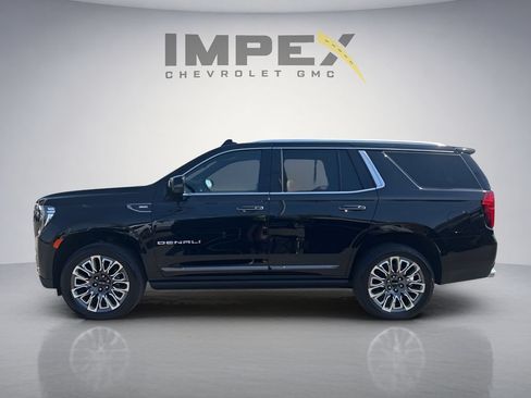 Used 2023 GMC Yukon Denali Ultimate AWD/4WD image 2