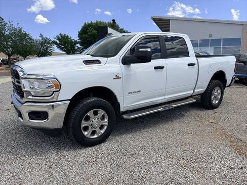 Used 2024 RAM 2500 Big Horn w/ Off Road Package AWD/4WD image 5