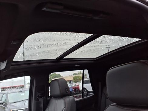 Used 2021 Chevrolet Tahoe RST w/ Luxury Package image 41