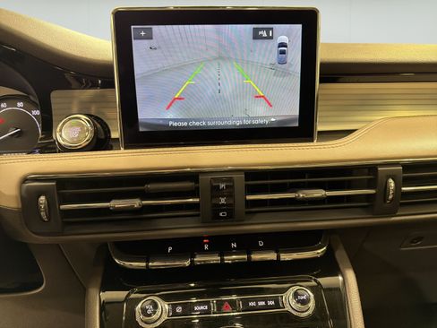 Used 2022 Lincoln Corsair FWD w/ Premium Package image 21