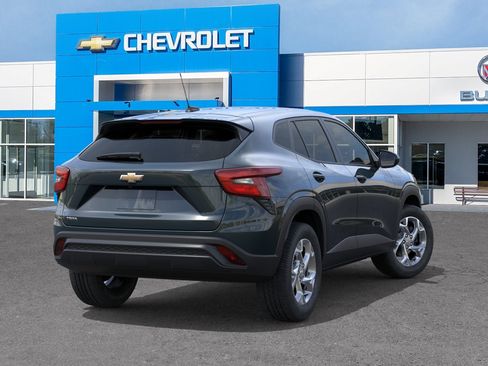 New 2026 Chevrolet Trax LS w/ LS Convenience Package FWD image 23