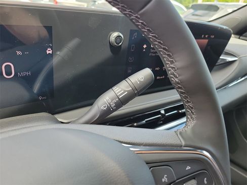 New 2025 Buick Envista Avenir image 18