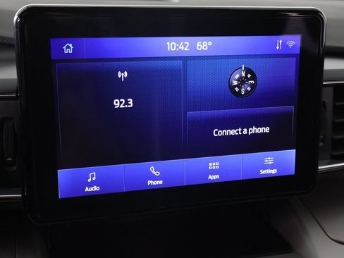 Used 2024 Ford Explorer XLT w/ Equipment Group 202A AWD/4WD image 48