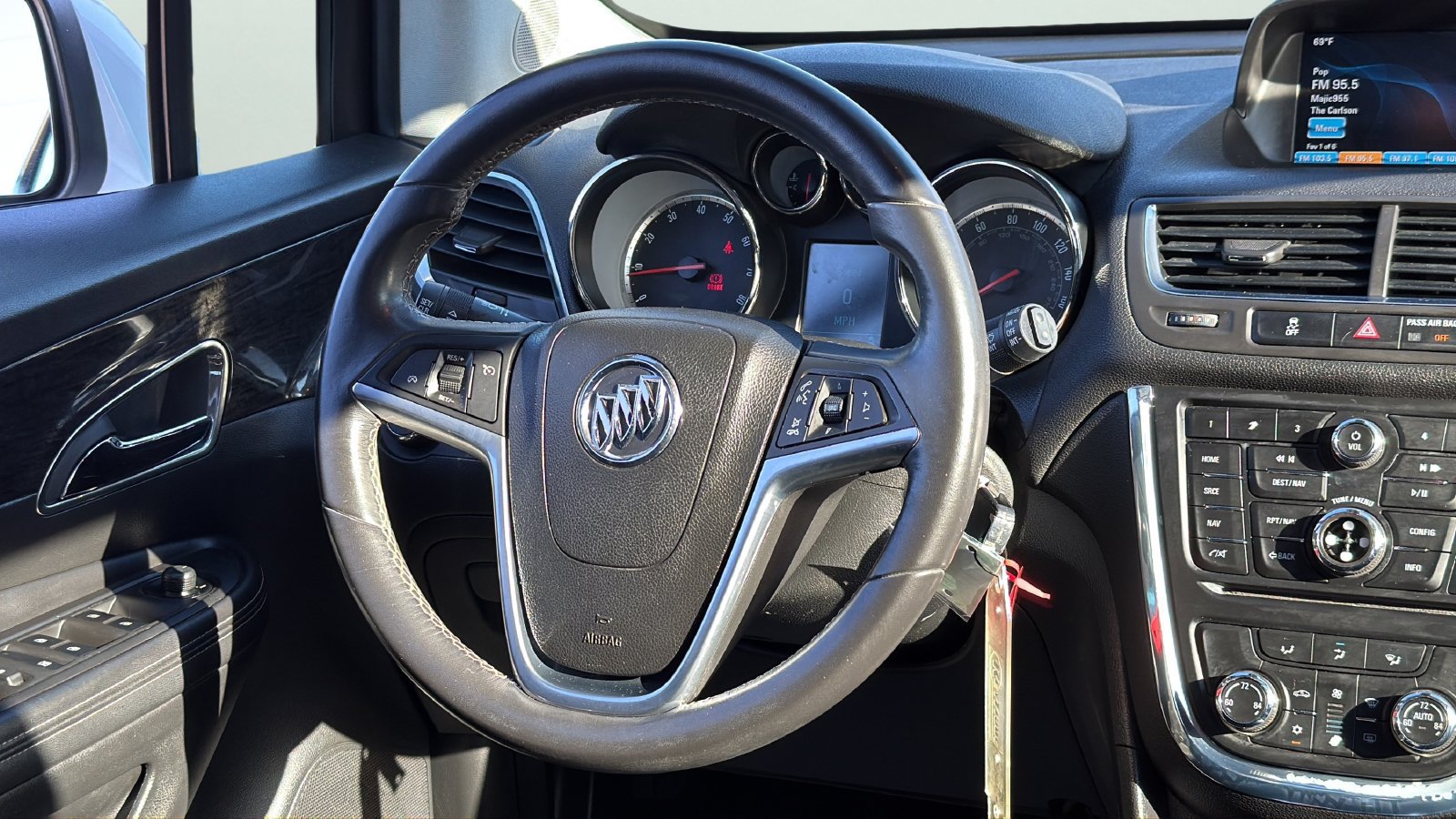 Used 2013 Buick Encore Convenience FWD image 10
