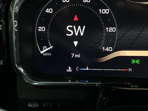 New 2026 GMC Sierra 1500 SLT image 10