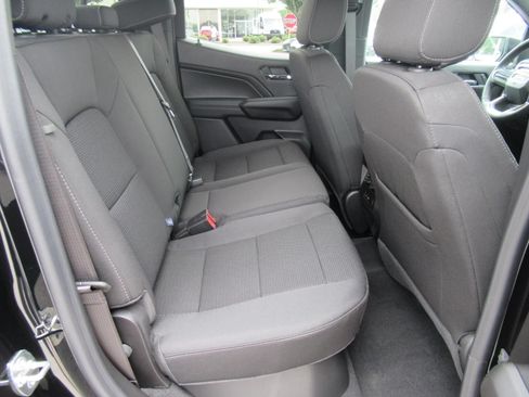 New 2026 GMC Canyon Elevation w/ Convenience Package RWD image 32
