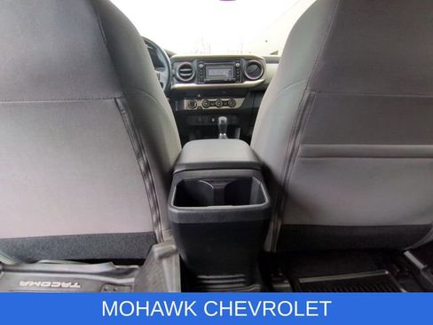 Used 2019 Toyota Tacoma SR5 image 20
