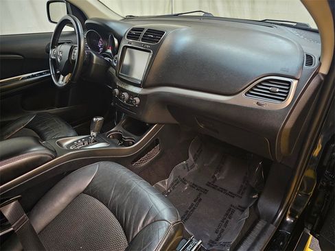 Used 2018 Dodge Journey Crossroad image 12