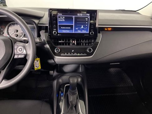Certified 2022 Toyota Corolla LE image 15