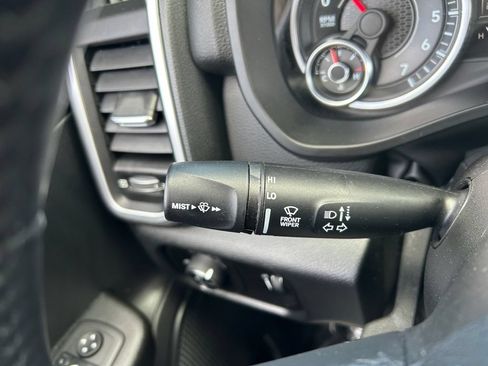Used 2022 RAM 1500 Big Horn AWD/4WD image 23
