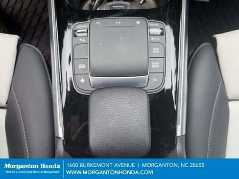 Used 2021 Mercedes-Benz GLB 250 image 21