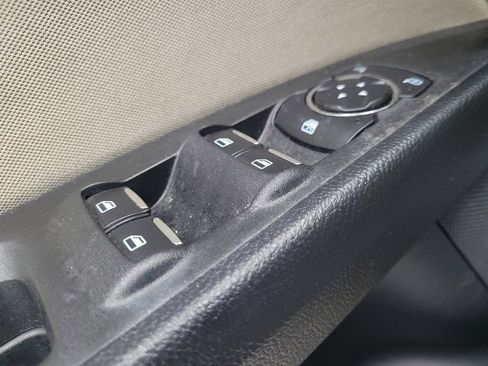 Used 2019 Ford Fusion S FWD image 27