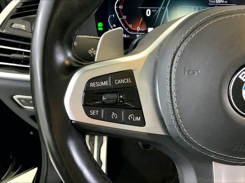 Used 2021 BMW X5 xDrive40i w/ M Sport Package AWD/4WD image 23