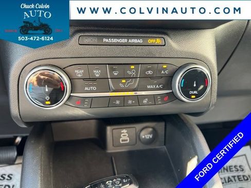 Certified 2025 Ford Escape ST-Line Select AWD/4WD image 23