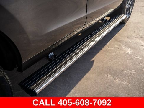 Used 2021 Ford Expedition Limited AWD/4WD image 11
