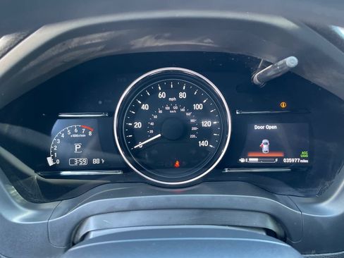 Used 2022 Honda HR-V EX image 13