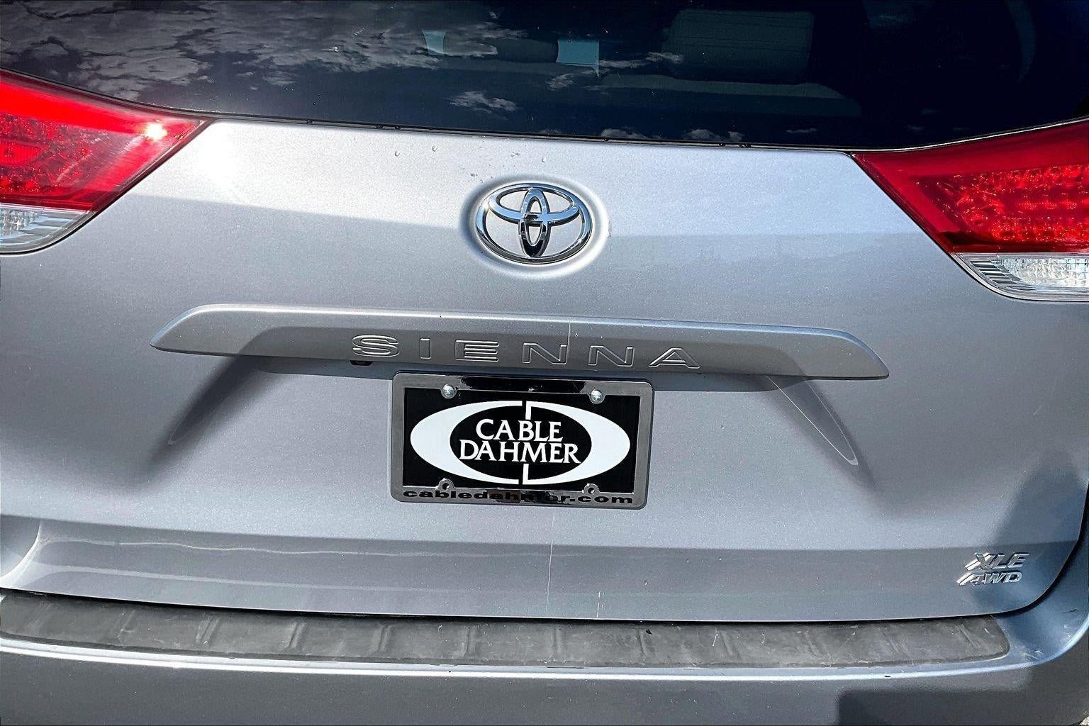 Used 2012 Toyota Sienna XLE w/ Entertainment Pkg AWD/4WD image 29