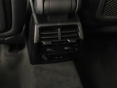 New 2025 Audi Q3 2.0T Premium image 22