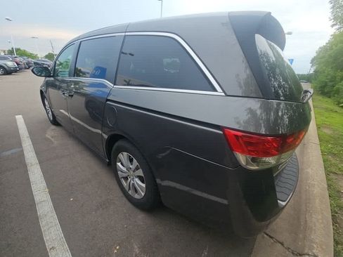 Used 2016 Honda Odyssey SE image 5