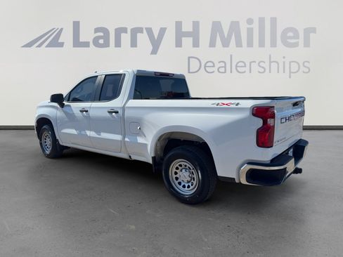 Used 2025 Chevrolet Silverado 1500 W/T w/ WT Value Package AWD/4WD image 3